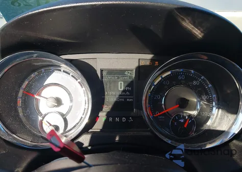 2011 Chrysler Town & Country Touring from USA, damaged, VIN 2A4RR5DGXBR650541